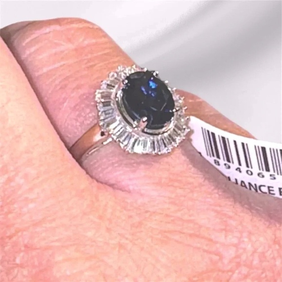 Sterling Silver Oval Created Sapphire Halo Ring Classic Elegant Style Size 7.5 - Picture 6 of 16